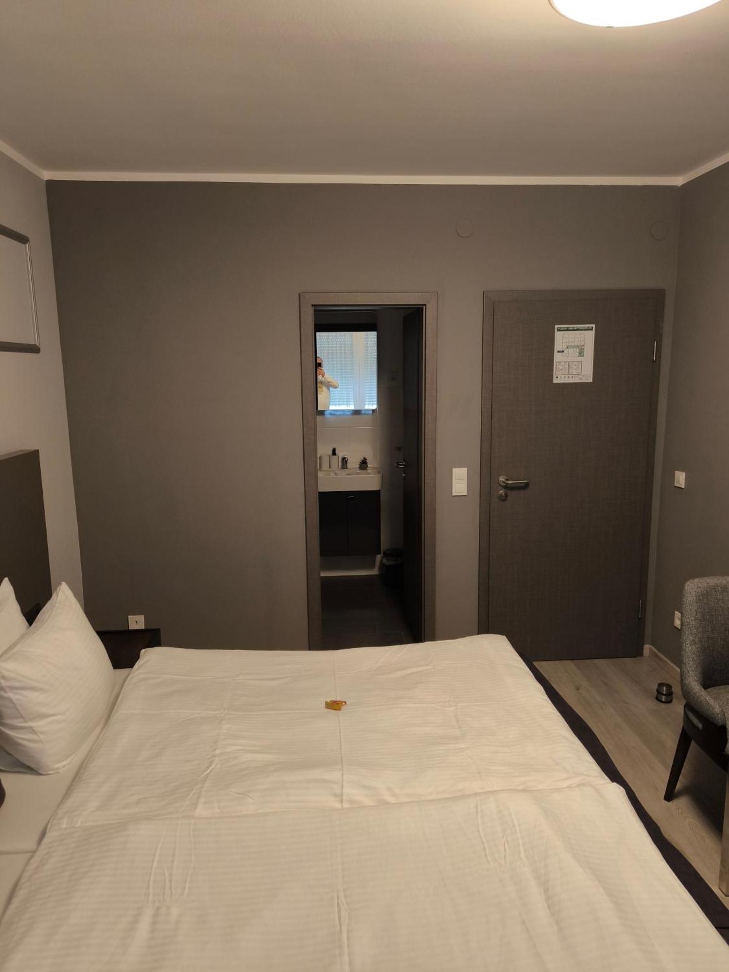 Löwen Hotel Radevormwald Exteriör bild